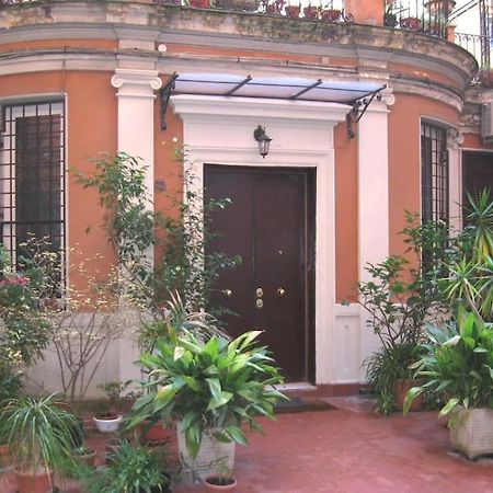 רומא Vivilo Collection - Opera Teather Apartment - Very Central מראה חיצוני תמונה